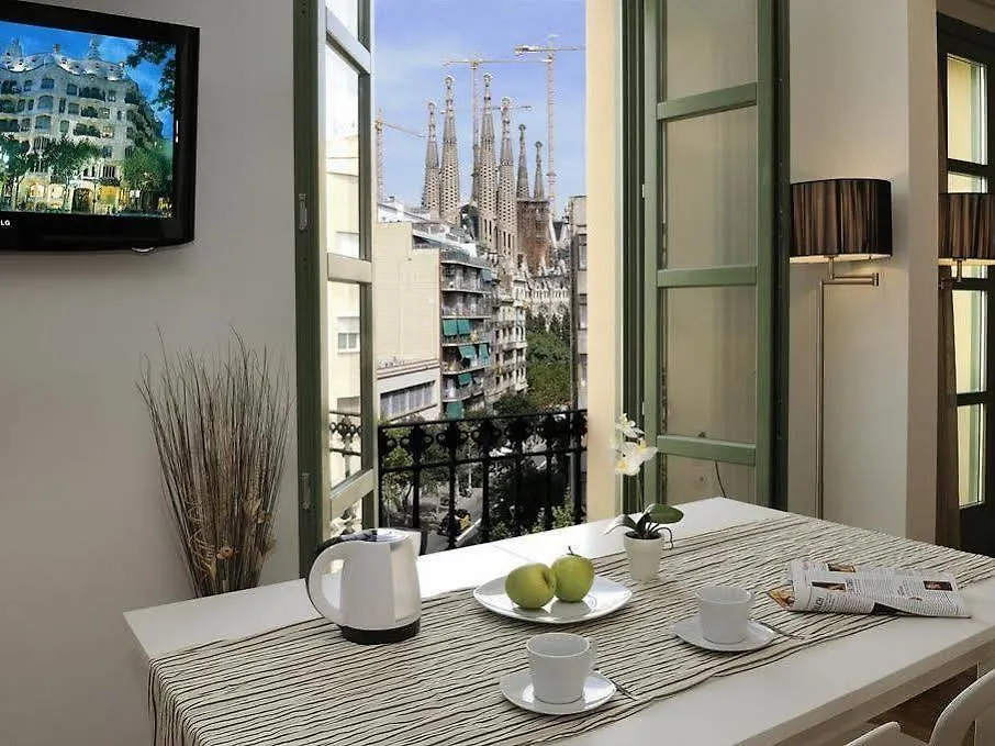 ברצלונה Apartments Hostemplo Suites 0*,